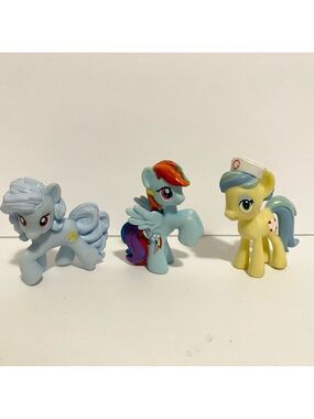 My Little Pony MLP 2” Ponyville Horse Lot of 3 2010s Toy Bundle G3 Toys